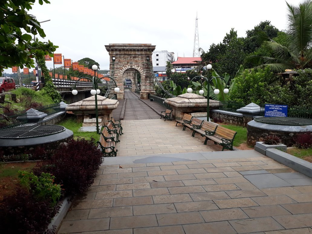 Hanging Bridge Punalur景点图片