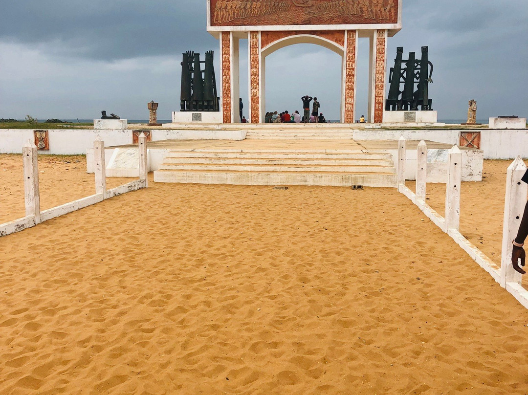 La Porte Du Non Retour-Ouidah必去景点