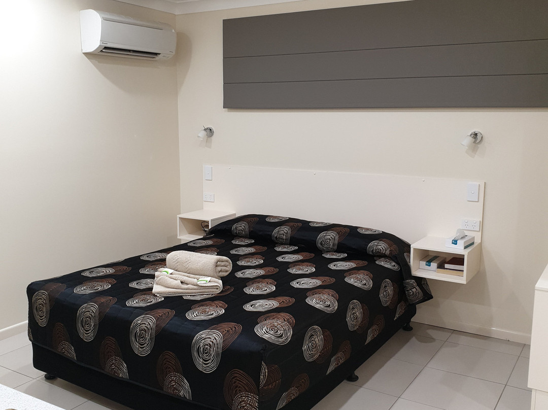 Monto Three Moon Motel主图