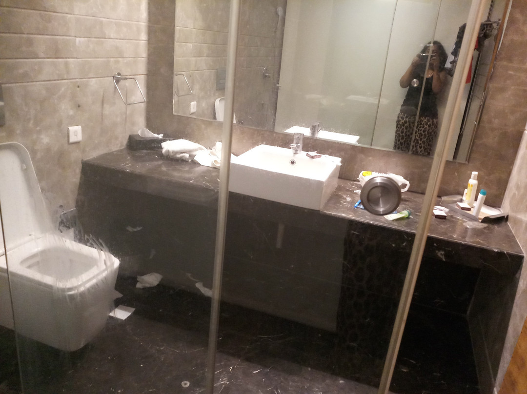 Aarohi Starz Club主图