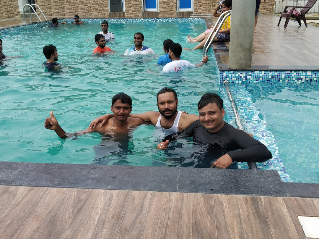 Bombay Beach Resort主图