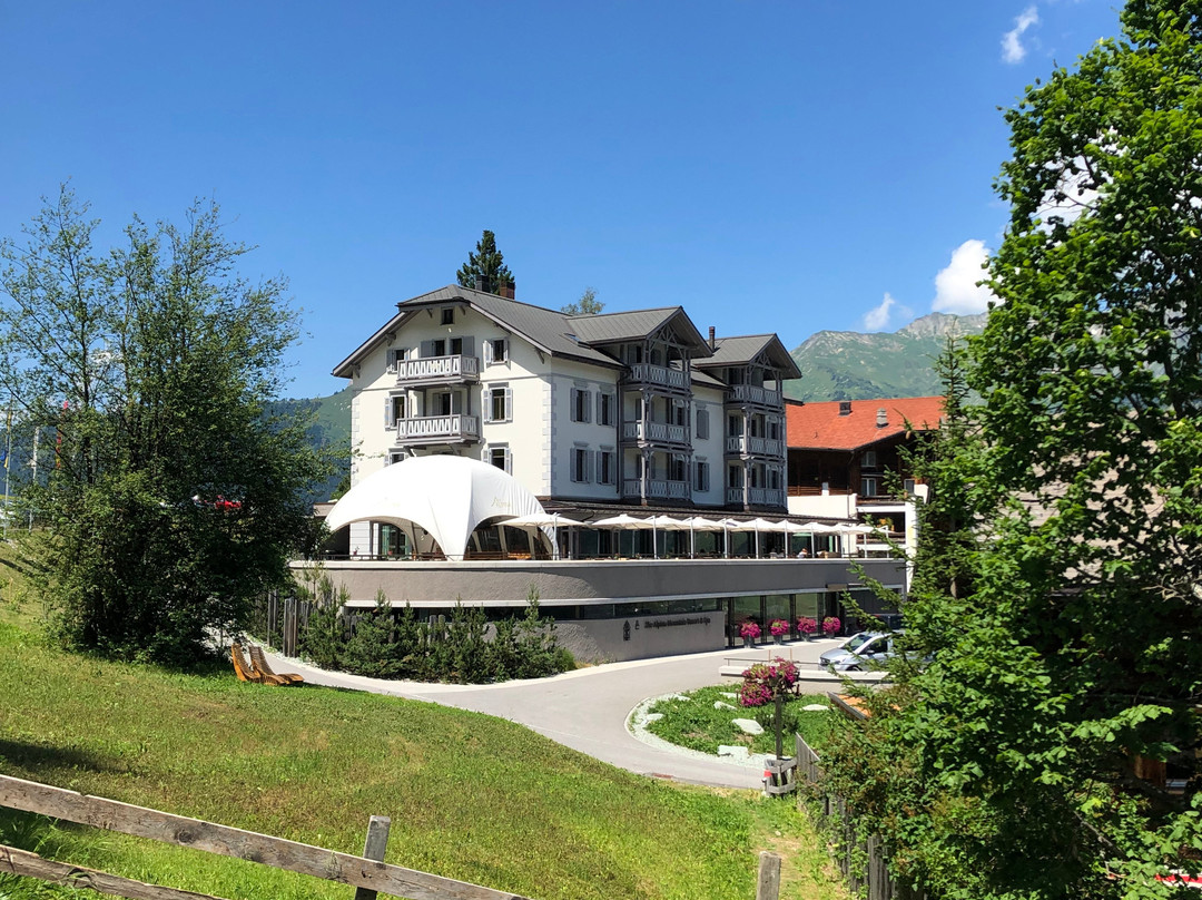 The Alpina Mountain Resort主图