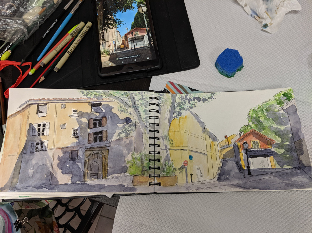Quatrinaime Art Classes景点图片