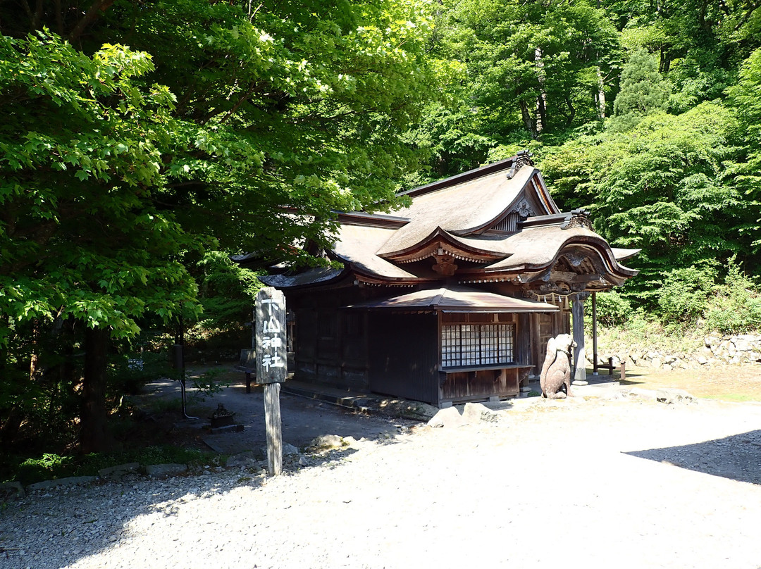 Ogamiyama Shrine Okunomiya景点图片