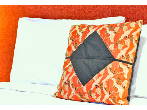 十字路口经济汽车旅馆主图