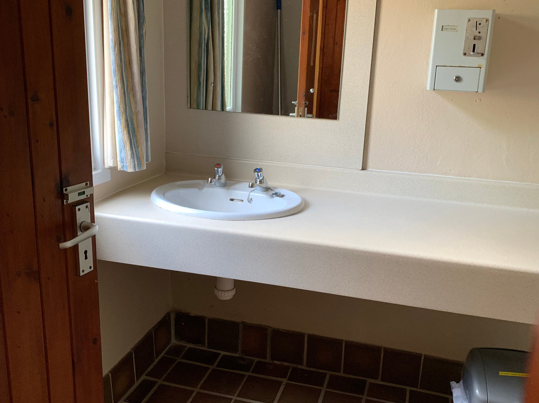 Mill House Caravan Park主图