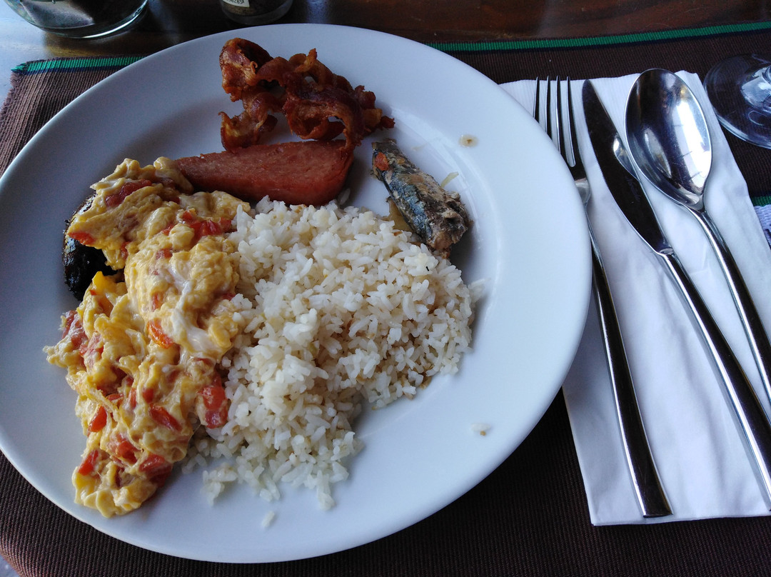 巴基奥乡下俱乐部主图