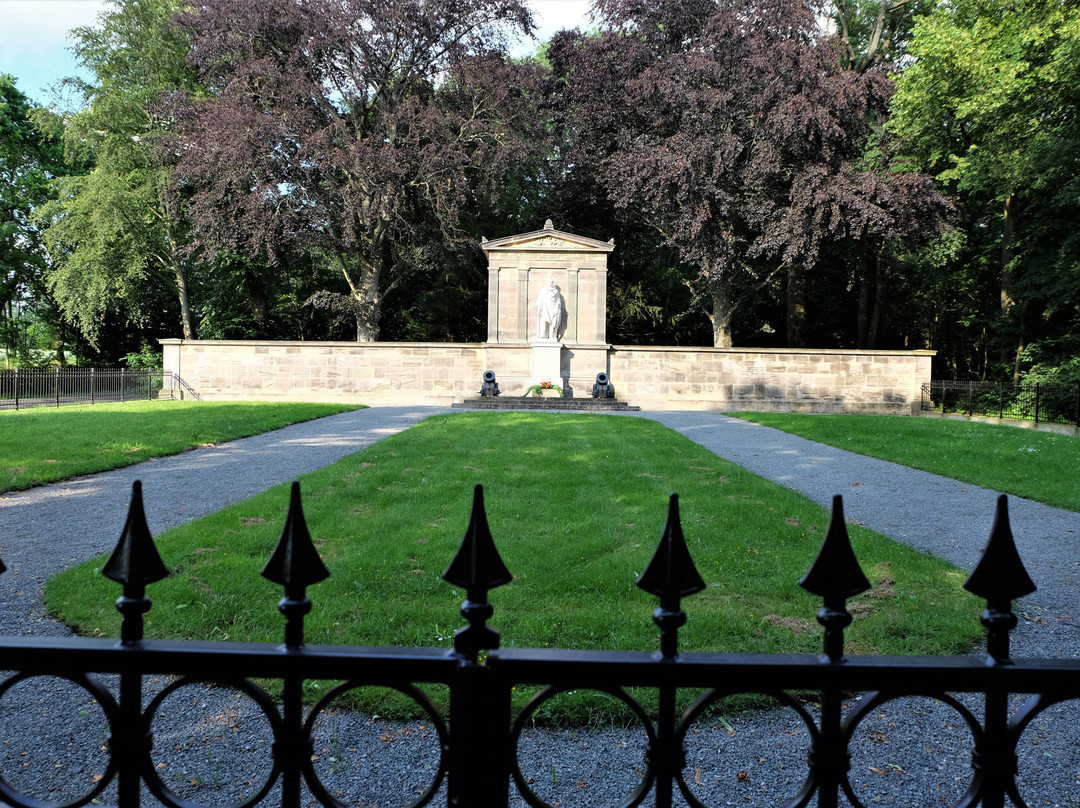 Gneisenau Mausoleum景点图片