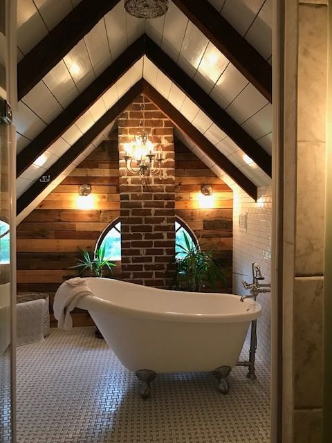 Clermont Bluffs Bed and Breakfast-浴室