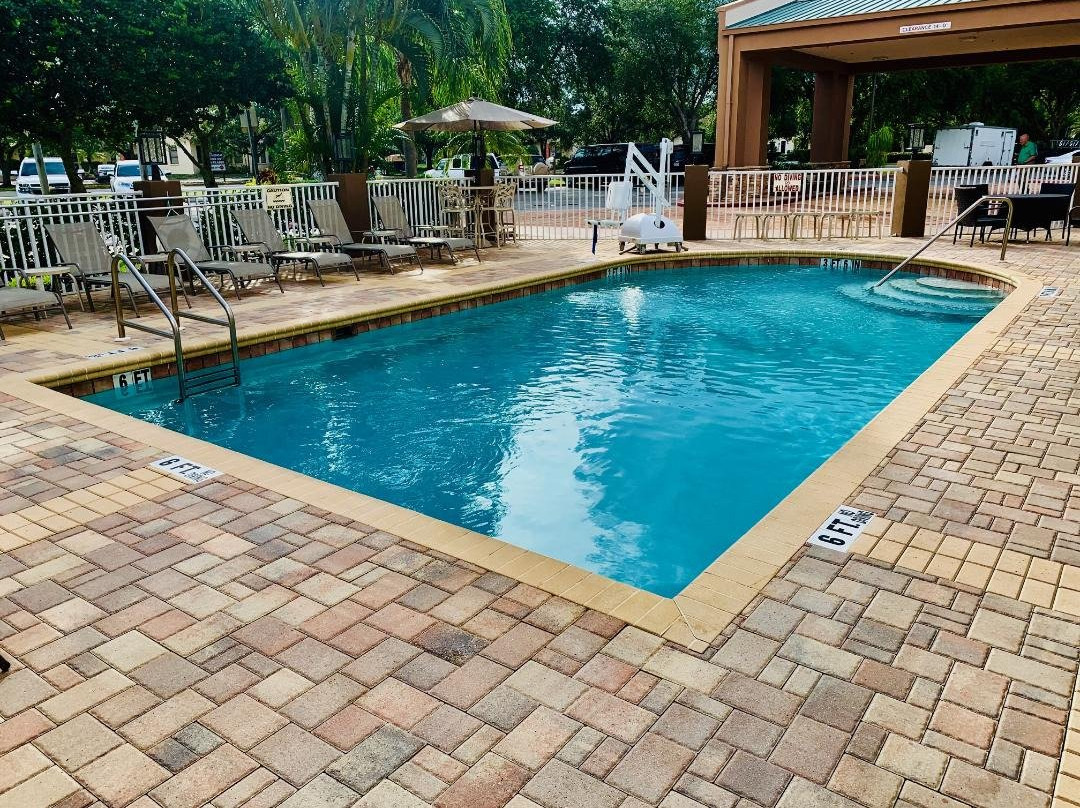 Best Western Plus Ambassador Suites Venice主图