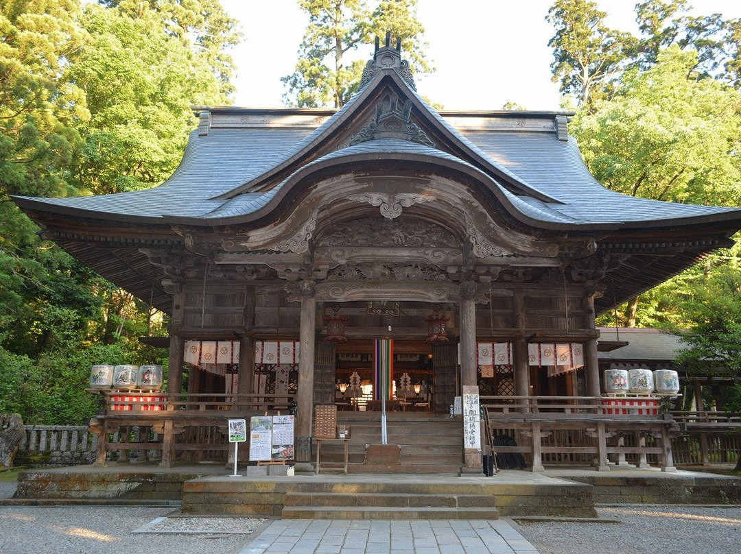 Aomi Shrine景点图片