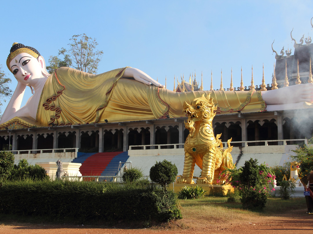 Wat Phra That Su Thon Mongkhon Khiri景点图片