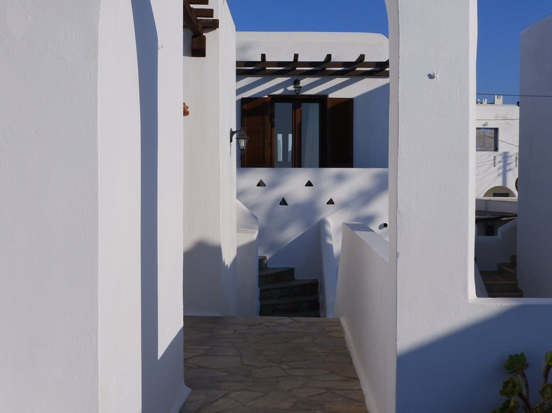 Hotel Christina, Adults Only,Heated Salt Water Pool主图