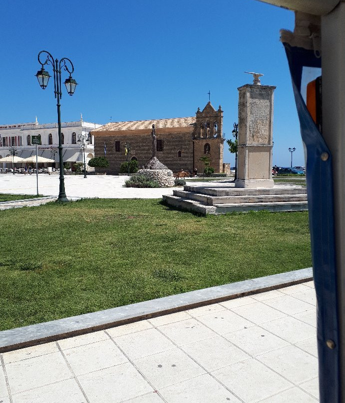 Tourist Train-扎金索斯镇必去景点