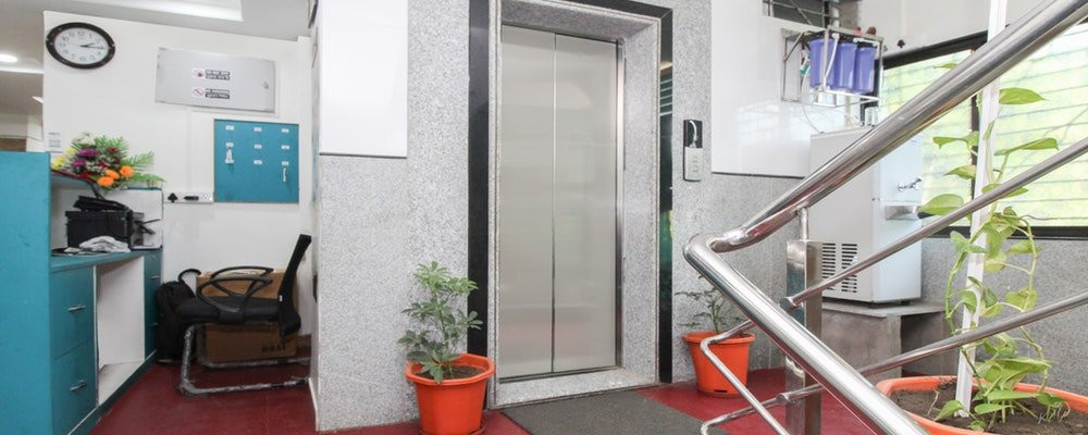 Treebo Trip Drona Inn主图