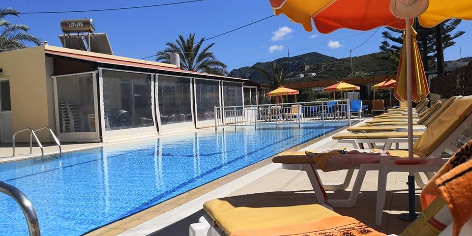 Yiannis The Beekeeper Apartments-泳池