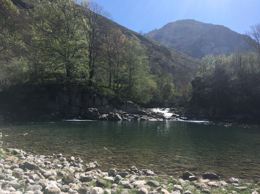 Rio Dobra-Cangas de Onis必去景点