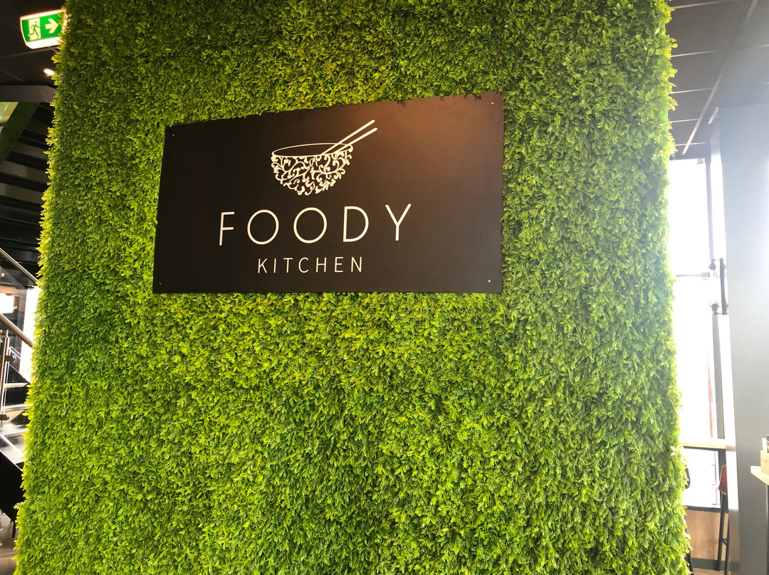 Foody Kitchen