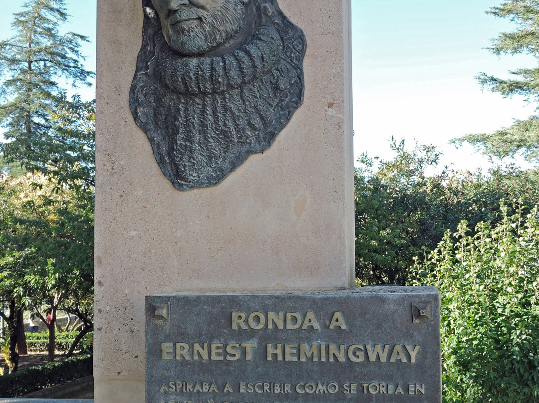 Ernest Hemingway Ronda Sculpture-隆达必去景点