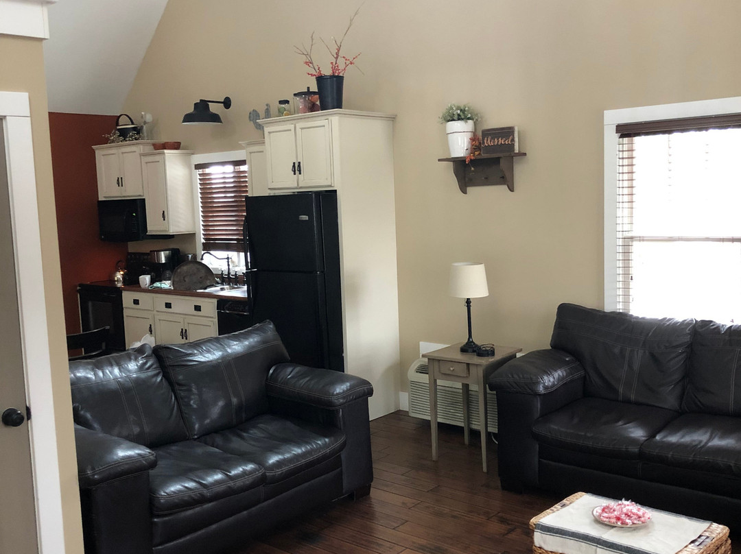 Red Cottage Hideaway主图