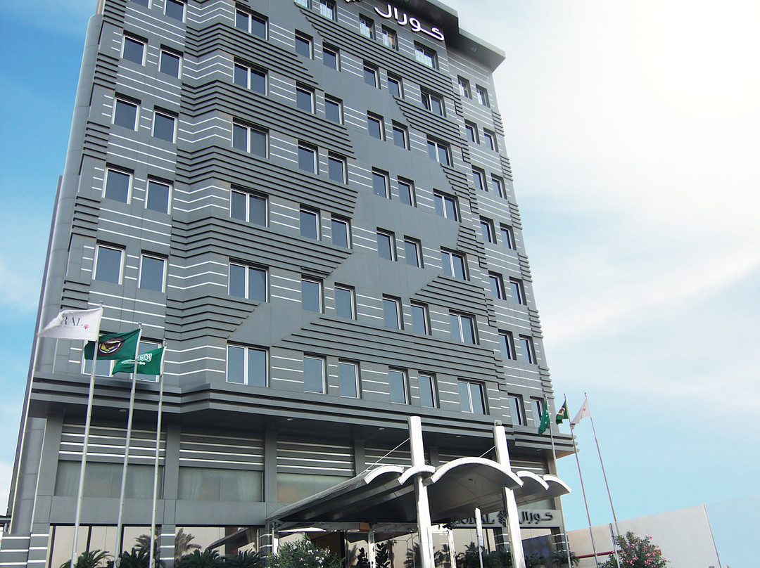 朱拜勒珊瑚湾酒店主图