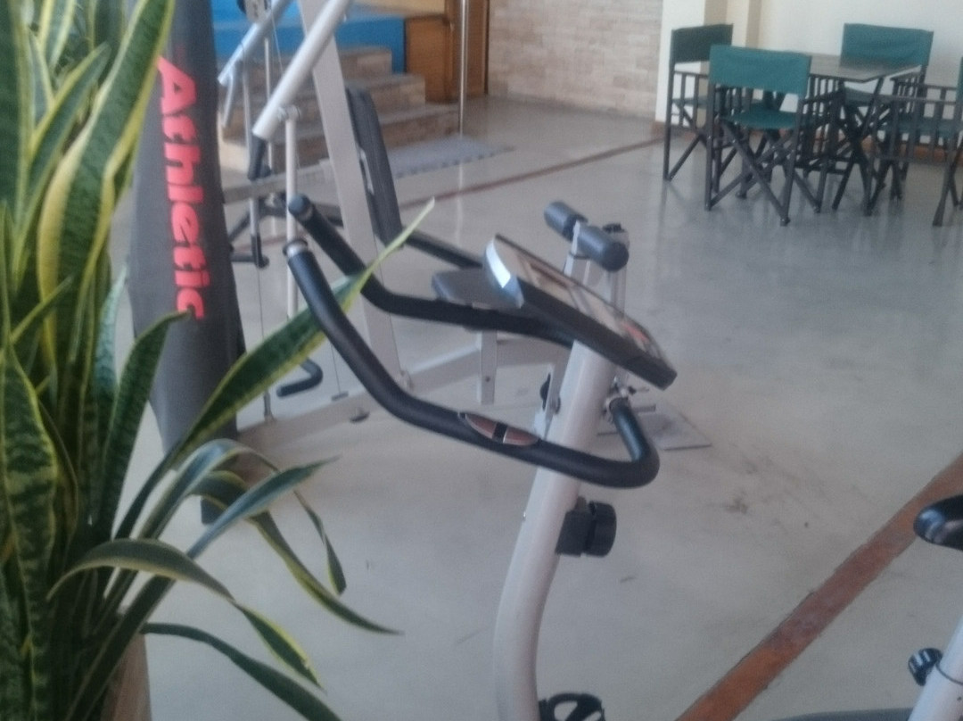 Hotel Tower Inn & Suites主图