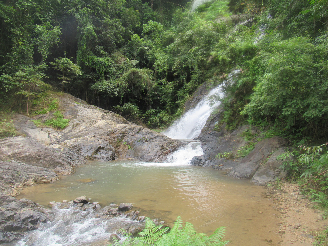Huai To Waterfall景点图片