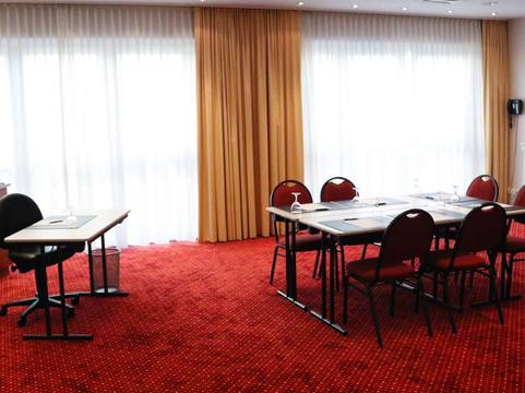 吕塞尔斯海姆法兰克福阿梅迪亚酒店，温德姆Trademark精选主图