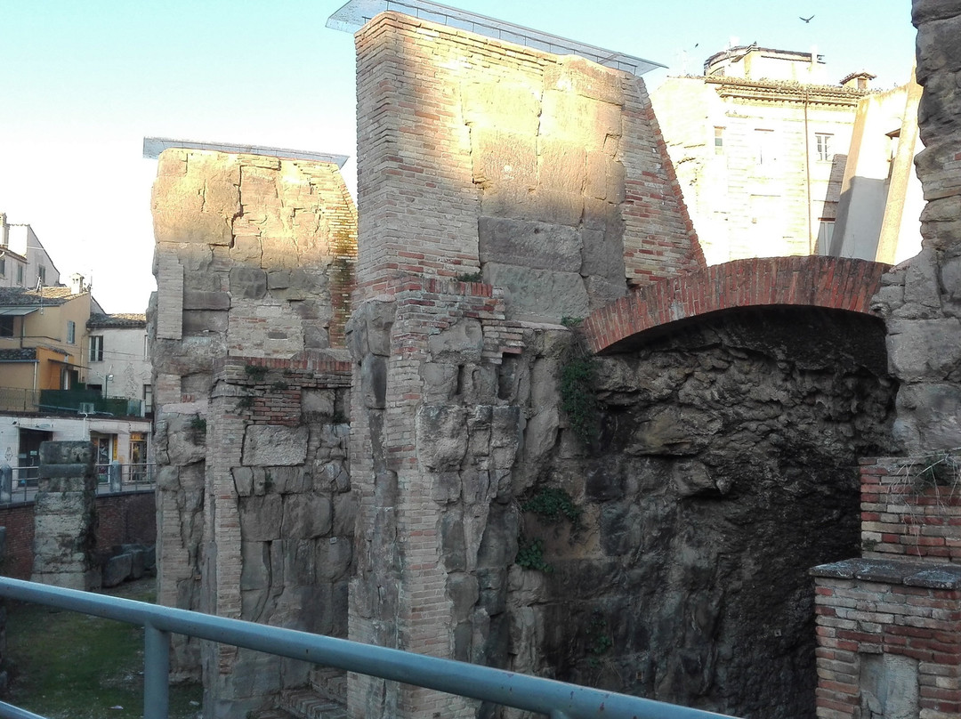 Roman Theatre-泰拉莫必去景点