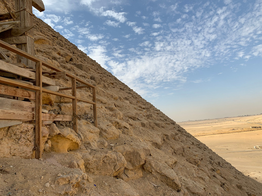 North Pyramid (Pirámide Roja)景点图片