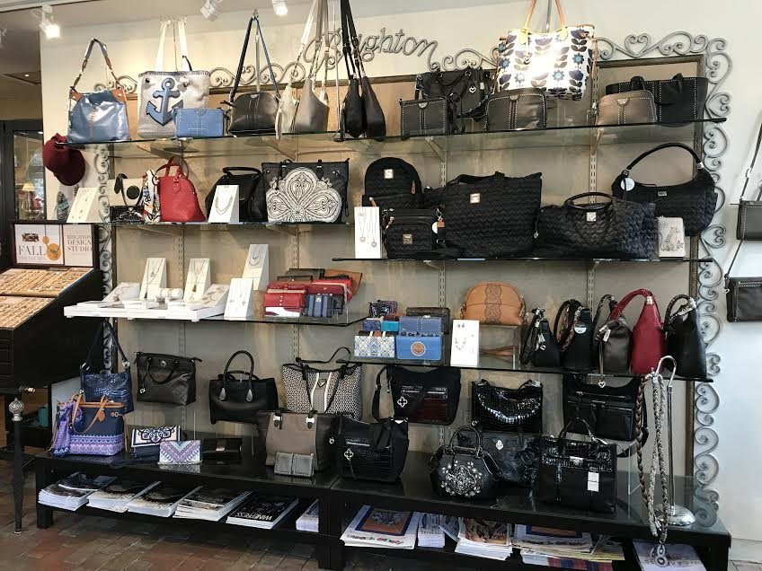 Di Angela Leather-Greenport必去景点