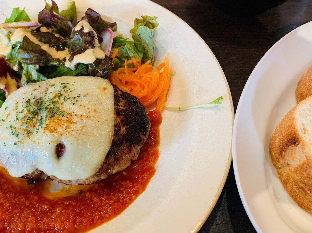 肉とチーズのお店 Gucchi's