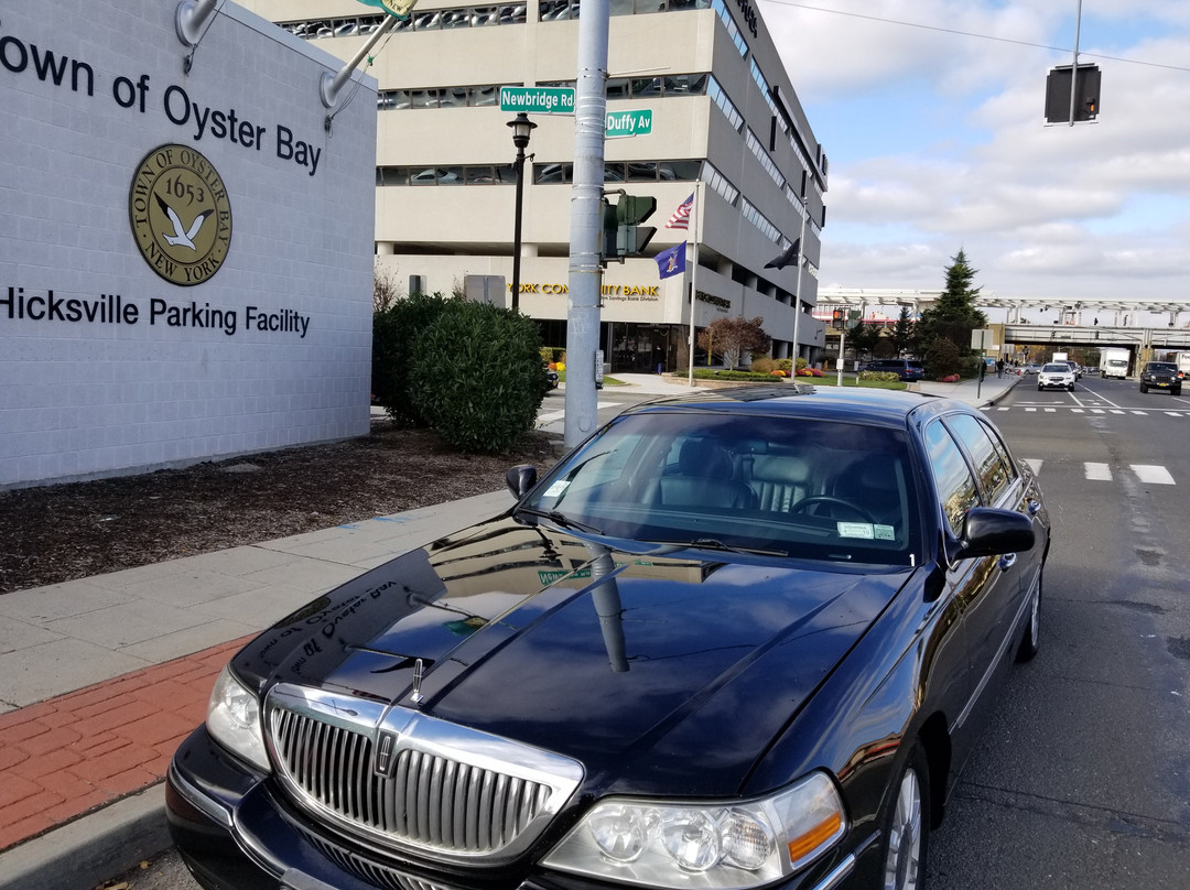 Hicksville Taxi And Airport Service景点图片