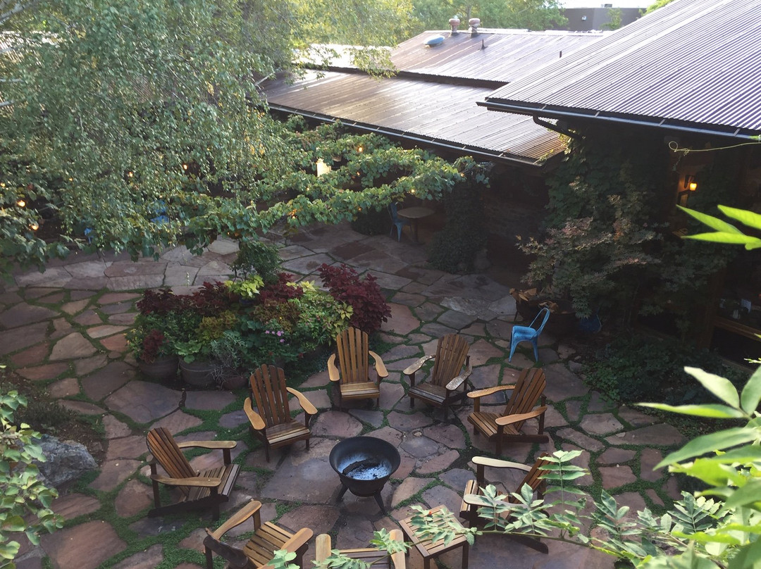 艾尔波特塞多纳酒店主图