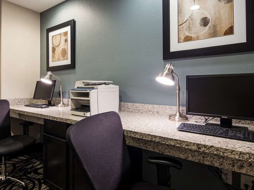 Best Western Plus Sand Bass Inn & Suites主图