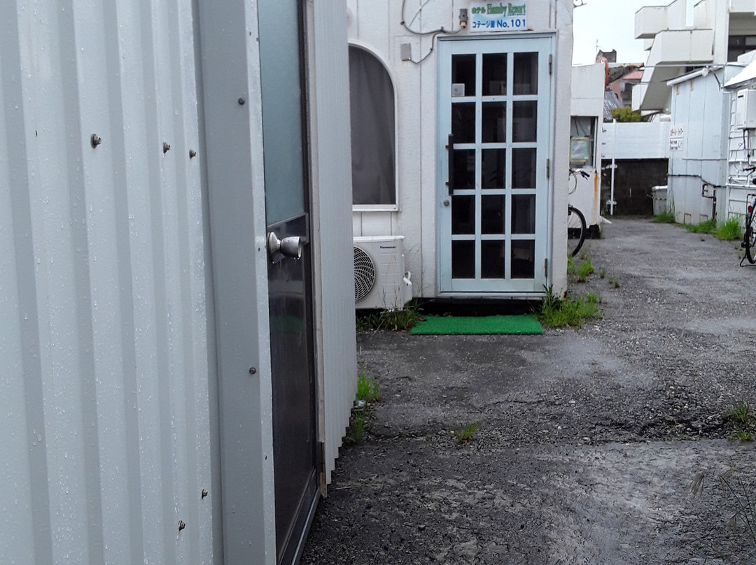 汉比度假酒店主图