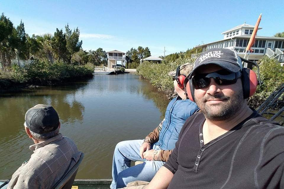 Capt. Harvey's Redneck Tours-Ozello必去景点