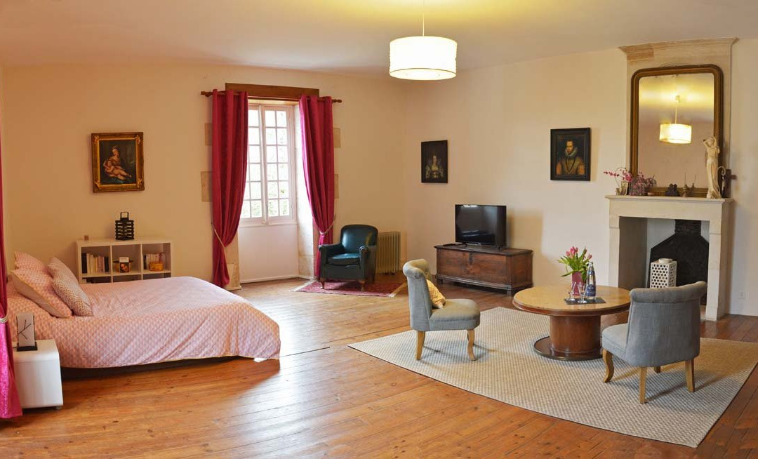 Le Prieure Saint Barthelemy主图