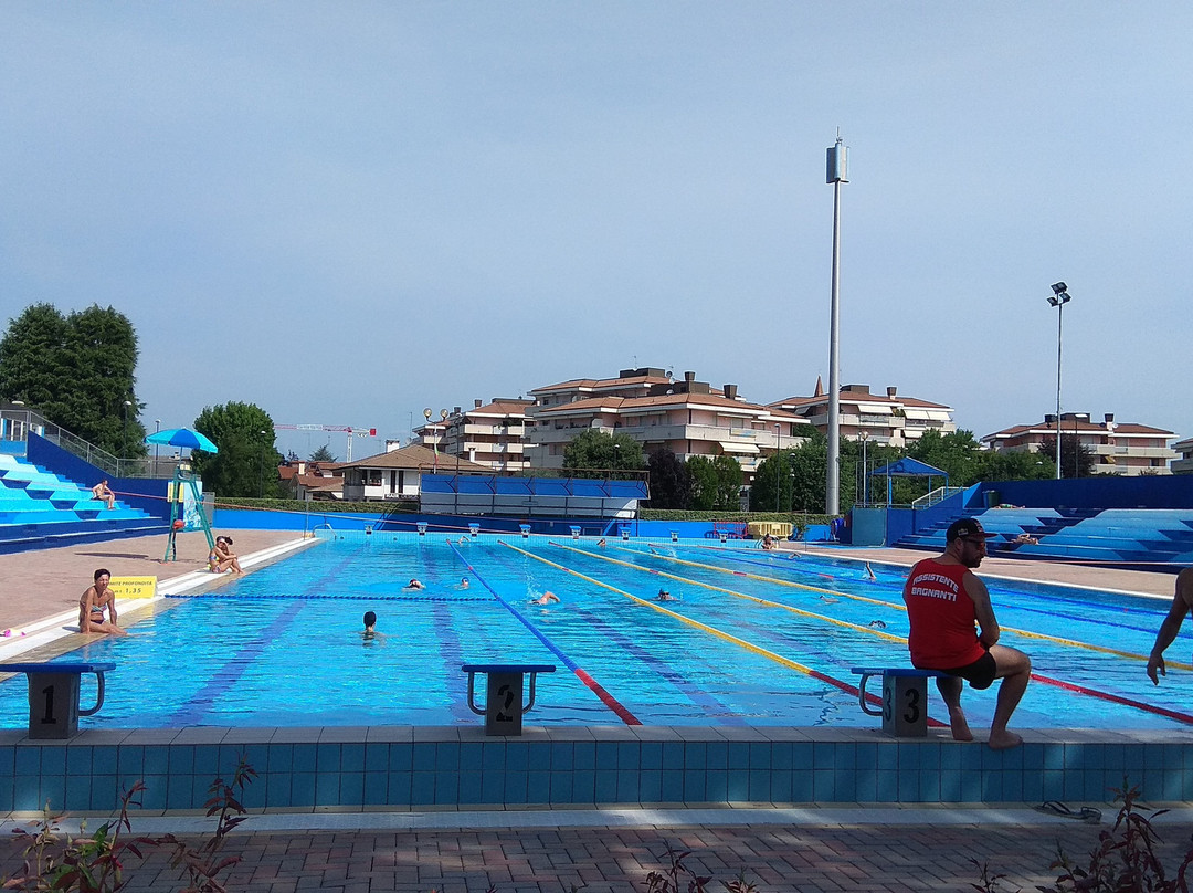 Piscine 'Natatorium'-特雷维索必去景点