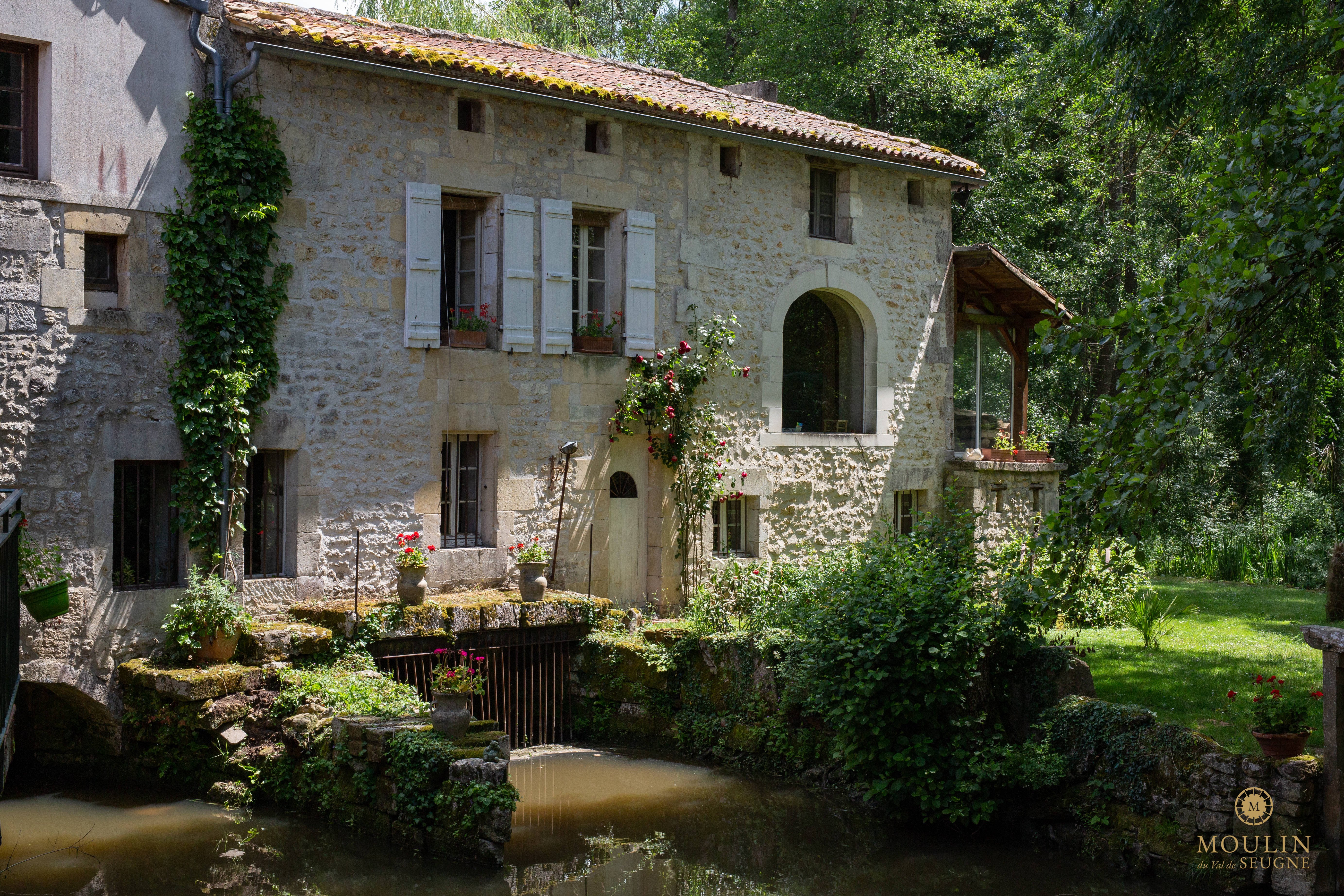 Hotel Du Moulin Du Val De Seugne-官方