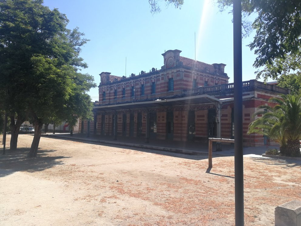 Museo Centro de Interpretación del Paisaje Minero-Linares必去景点