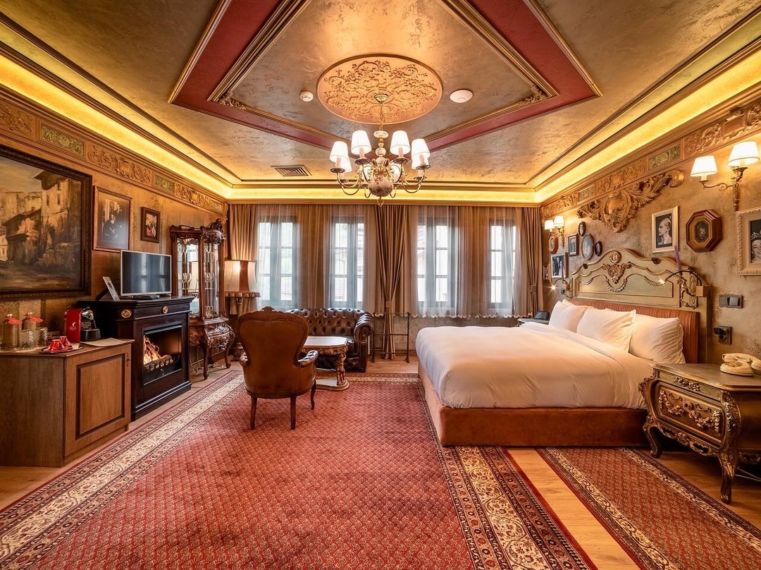 Bey House Royal Hotel