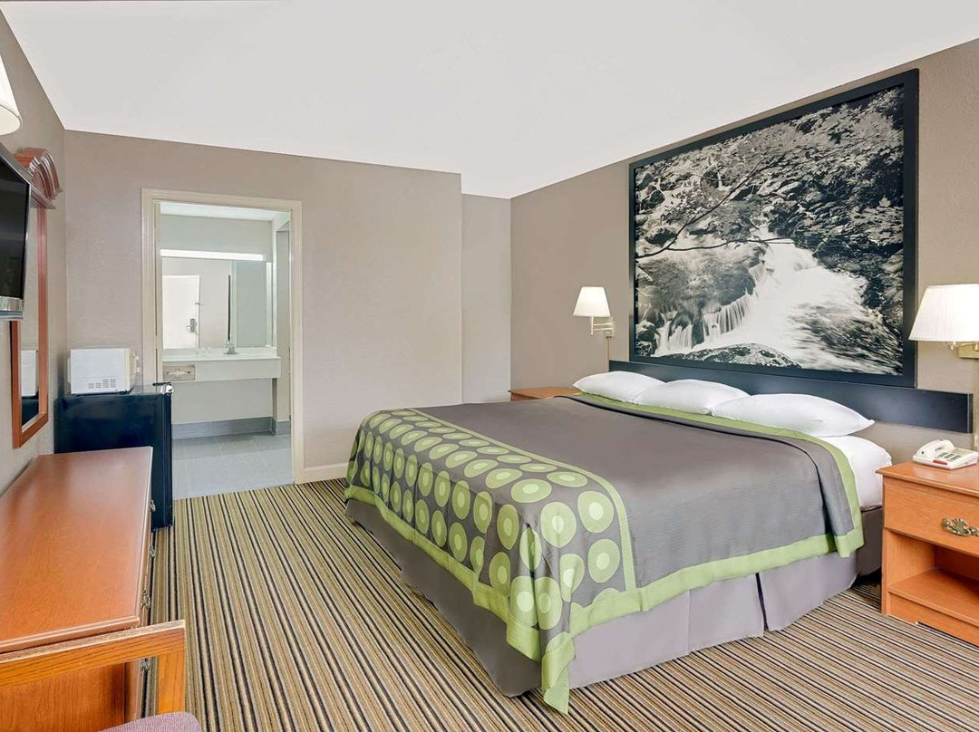 Super 8 by Wyndham Athens主图