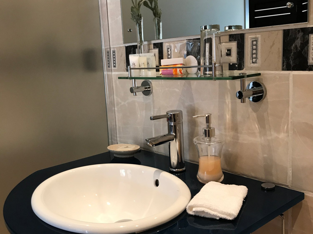 The Georgian Guest House OT Airport主图