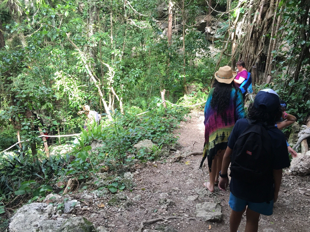 Lue Jajinyi Cave-Lifou必去景点