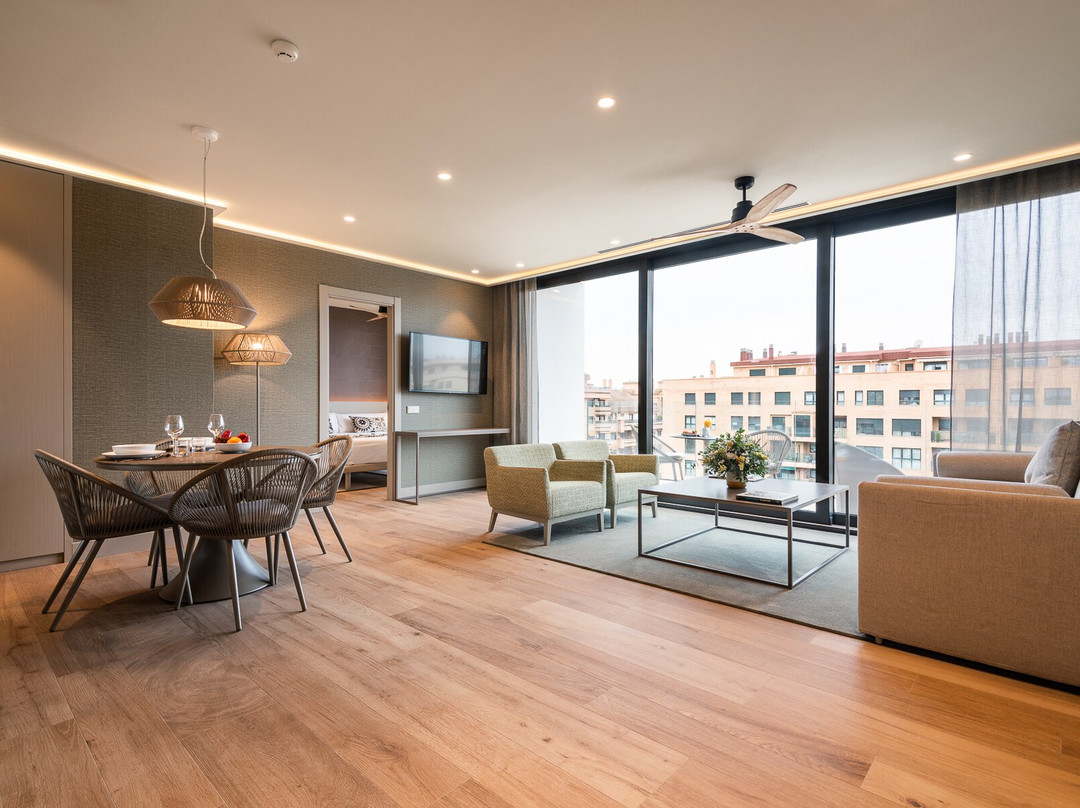 瓦伦西亚英特利尔核心套房