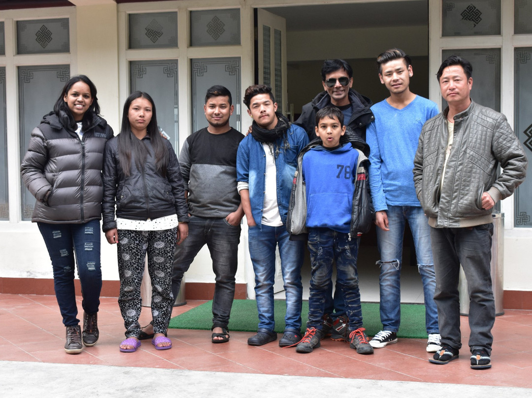 OYO 22038 Hotel Taktse Continental And Spa主图