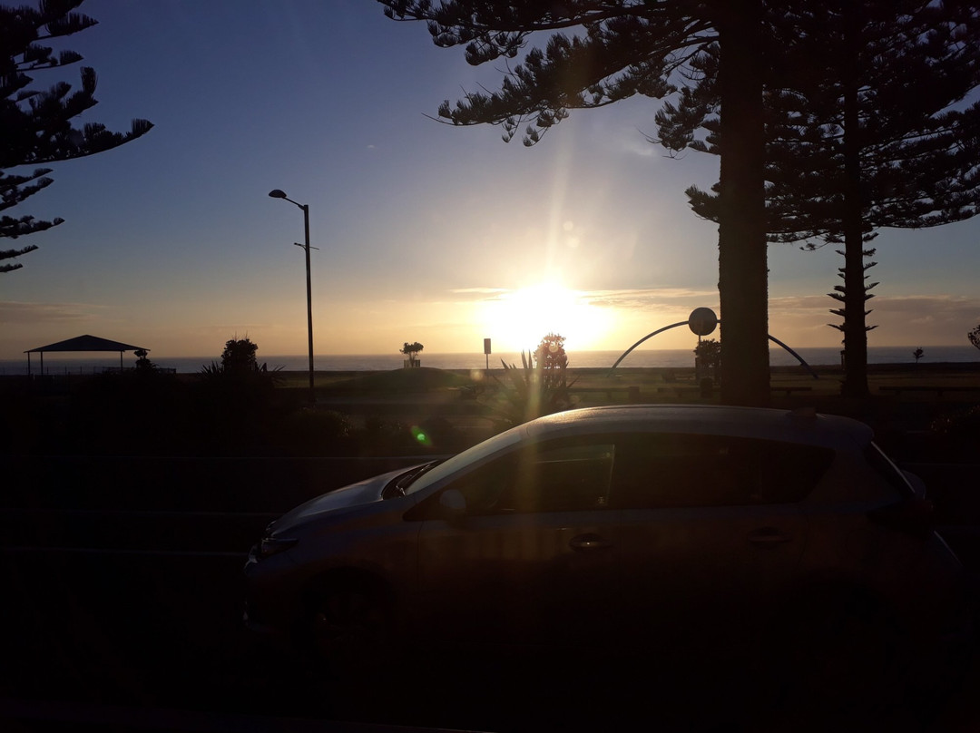 鹦鹉螺酒店主图