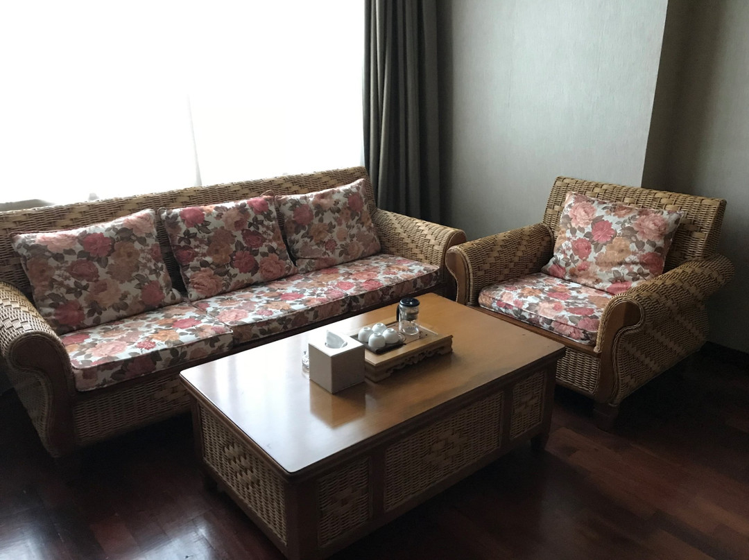 三江大酒店主图