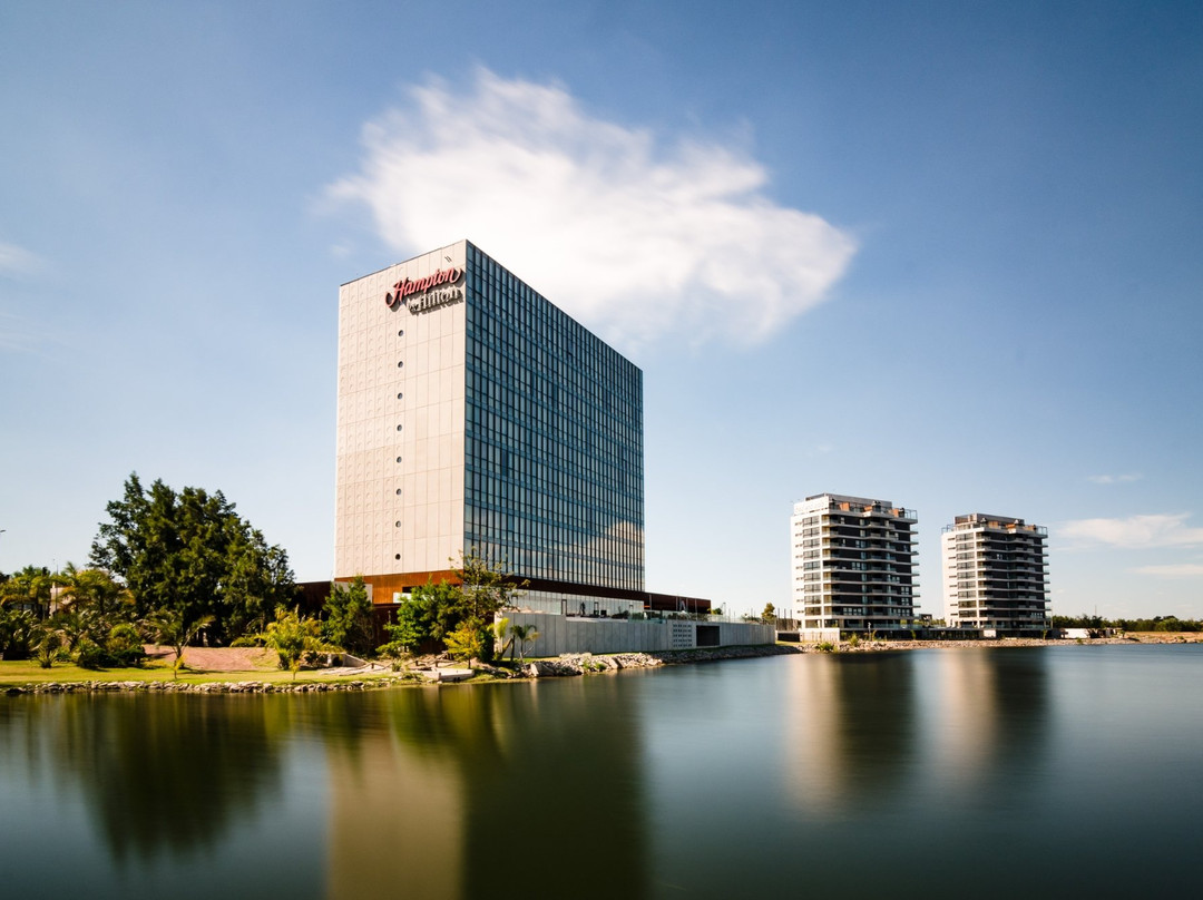 Hampton by Hilton Montevideo Carrasco主图